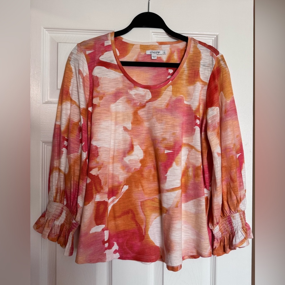 Chico’s women’s pullover top. Beautiful colors, Size 1 Chicos sizing (8-10)